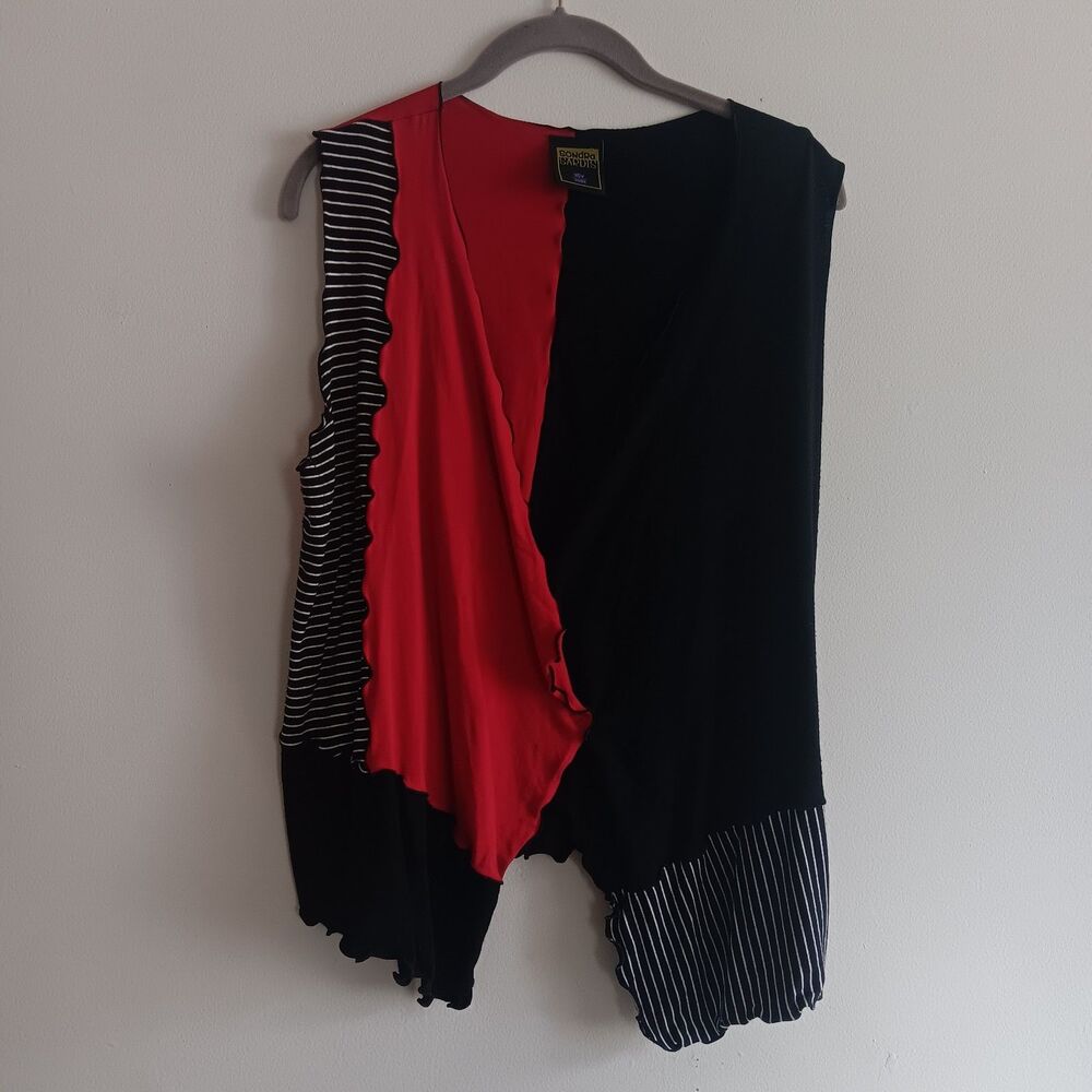 Sondra Sardis Black Red Lettuce Hem Vest Top Patchwork Mixed Artsy Size Small